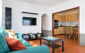 Hermosa Casa Vacacional, Muy Cerca A La Playa.